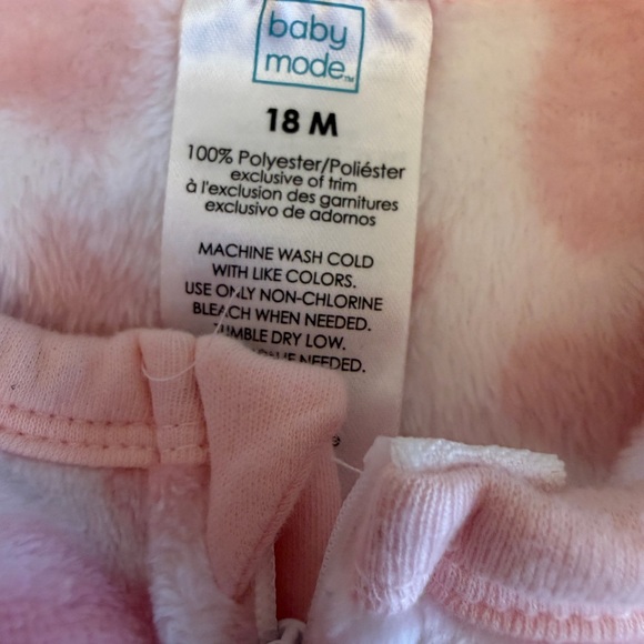 Pink Heart Sleeper - Picture 2 of 3